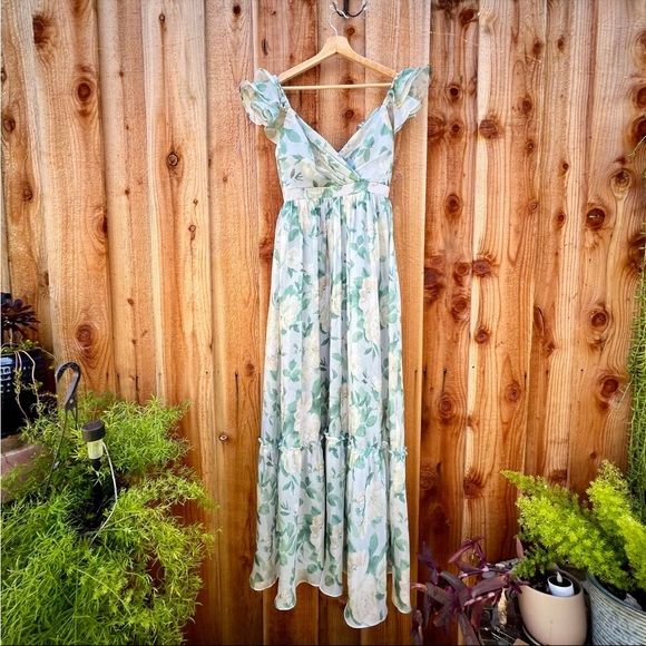 Light Blue and Sage Green Floral Ruffled Sleeve Chiffon Maxi Dress 🌿 - Picture 6 of 10